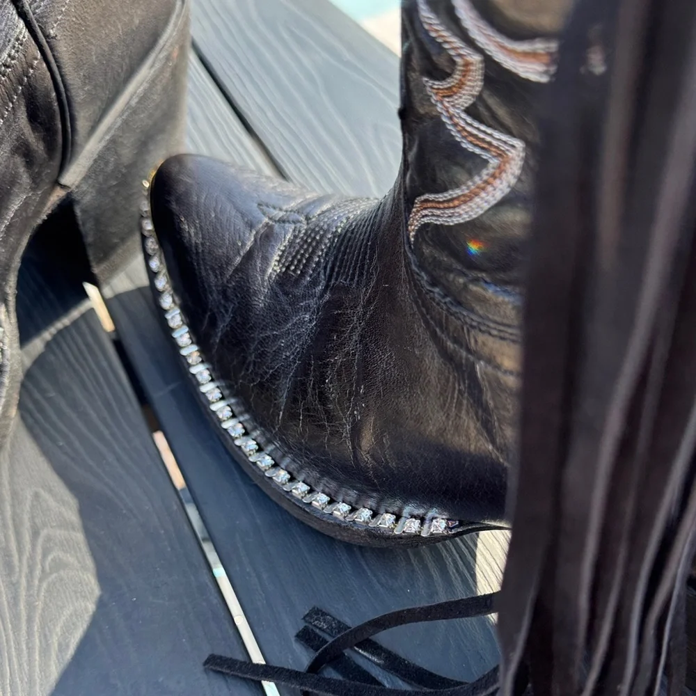 Idyllwind Custom Black Fringe w/Rhinestones, Heeled Short Boots - Picture 6 of 11